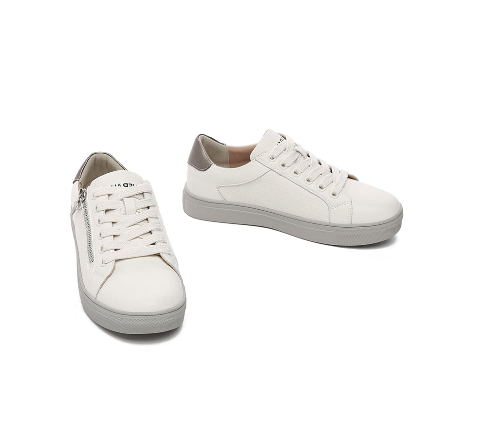 Chloe White Sneakers - Huakoa