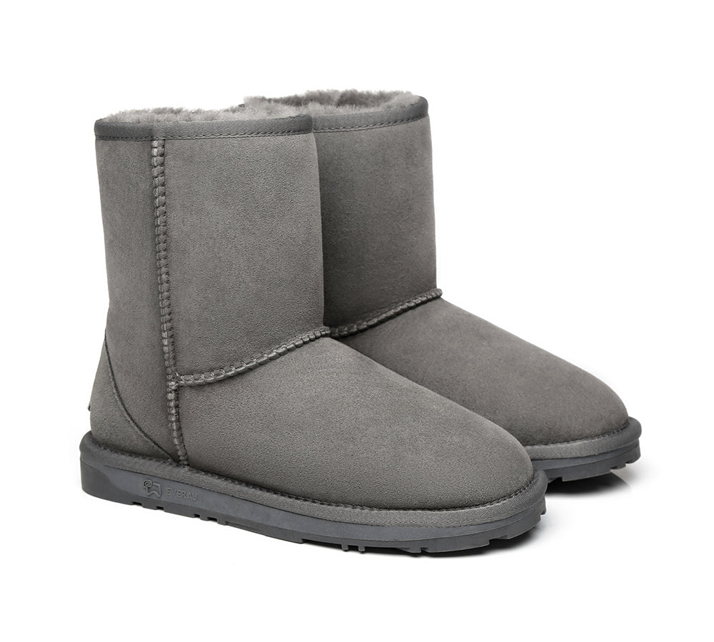 Short Classic Boots